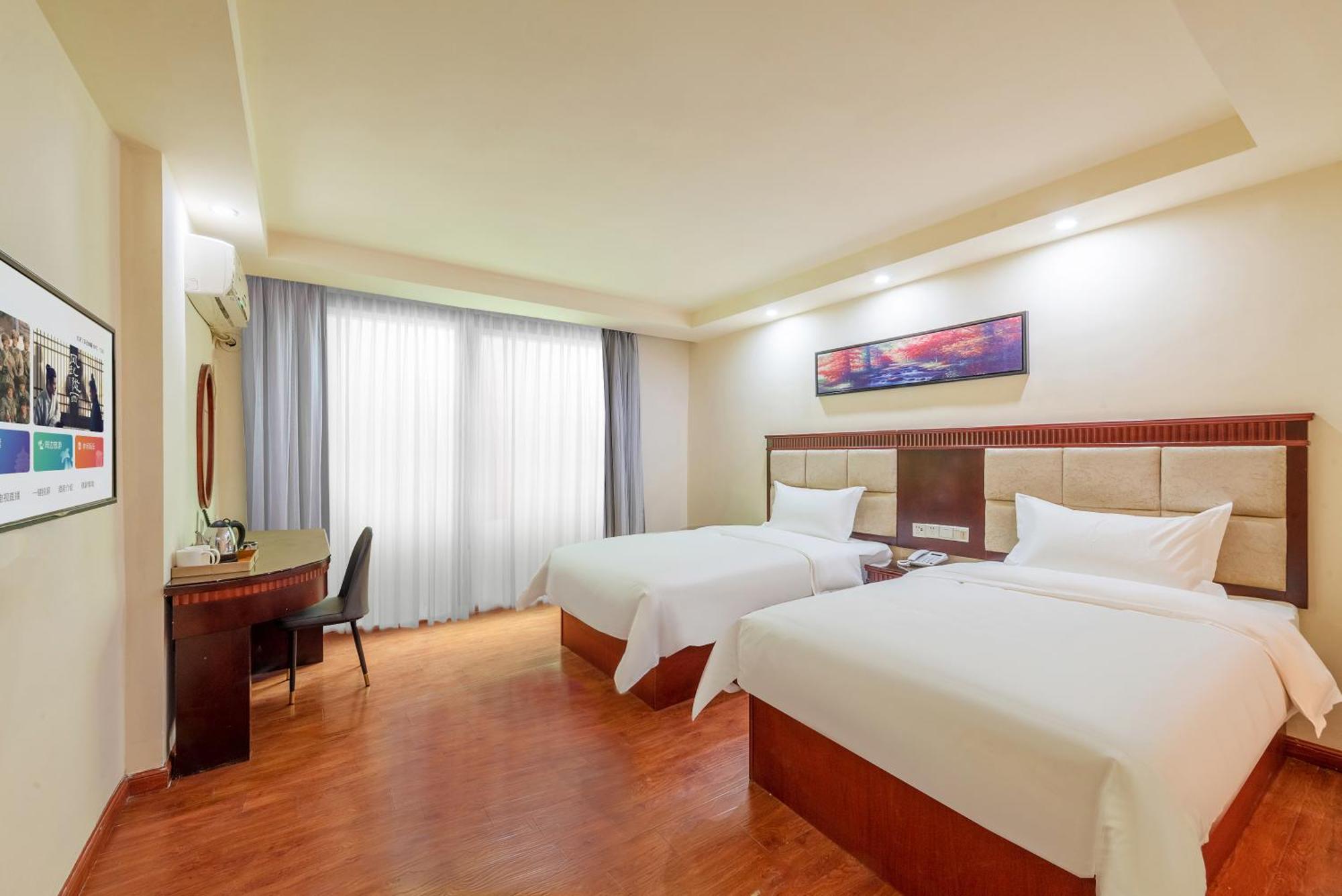 Huahang Hotel - Guangzhou Baiyun International Airport - Free Airport Shuttle Bus エクステリア 写真