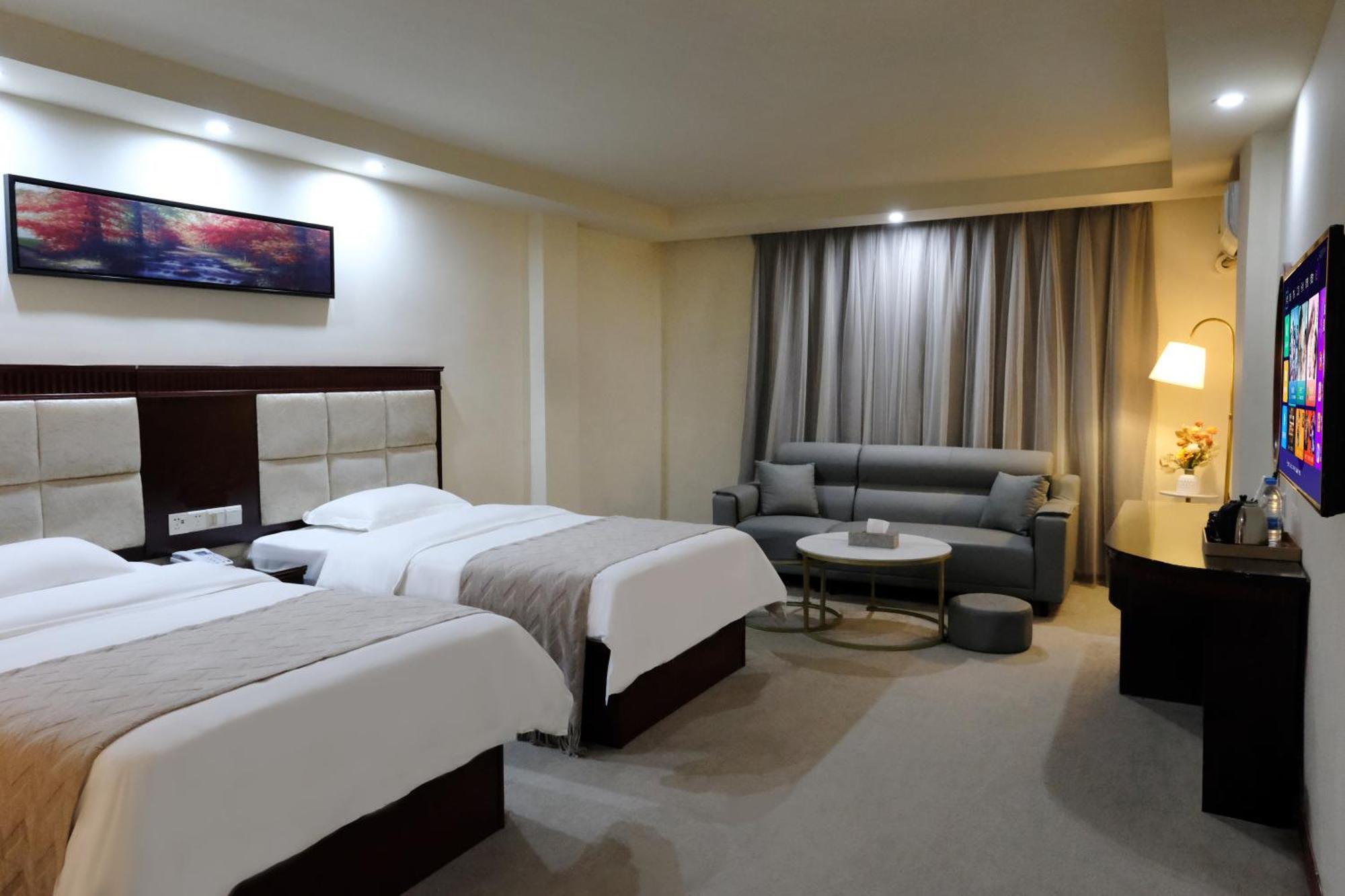 Huahang Hotel - Guangzhou Baiyun International Airport - Free Airport Shuttle Bus エクステリア 写真