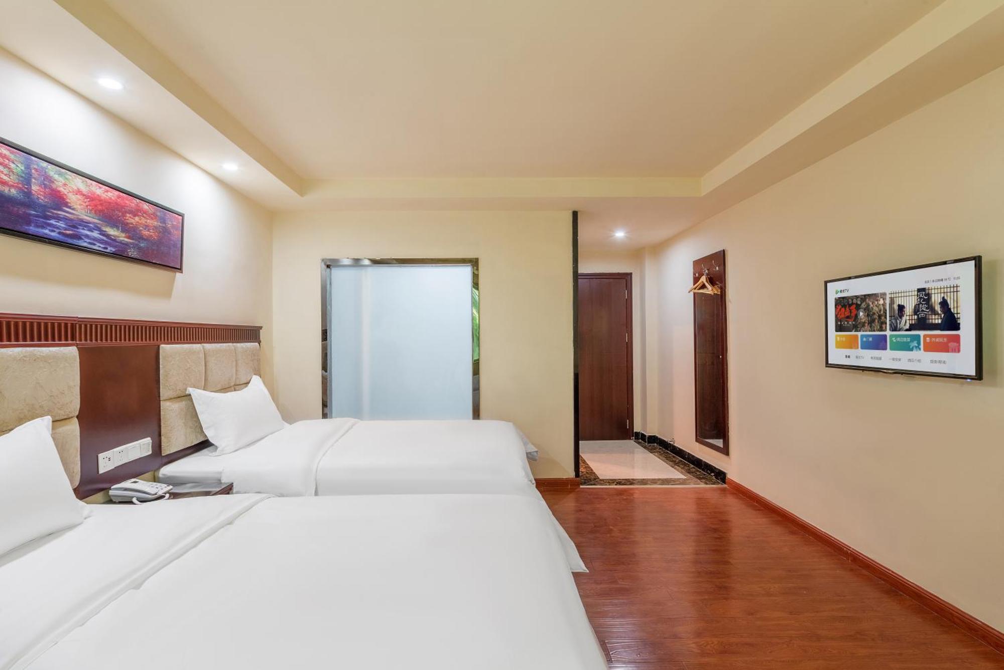 Huahang Hotel - Guangzhou Baiyun International Airport - Free Airport Shuttle Bus エクステリア 写真