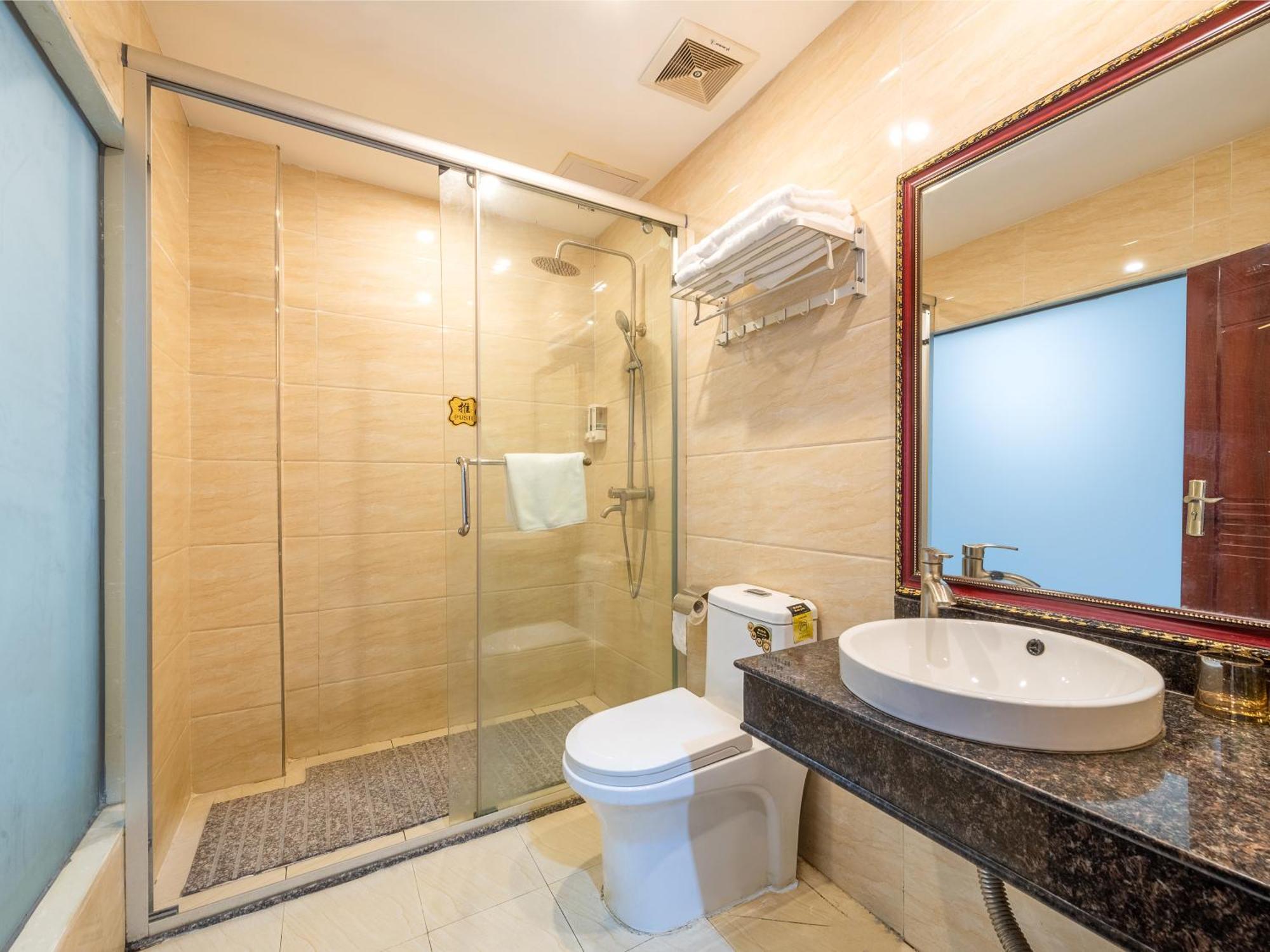 Huahang Hotel - Guangzhou Baiyun International Airport - Free Airport Shuttle Bus エクステリア 写真